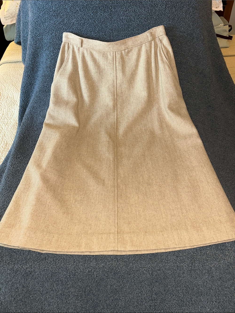 Vintage 100% wool Koret Taupe A-Line Skirt w/pockets